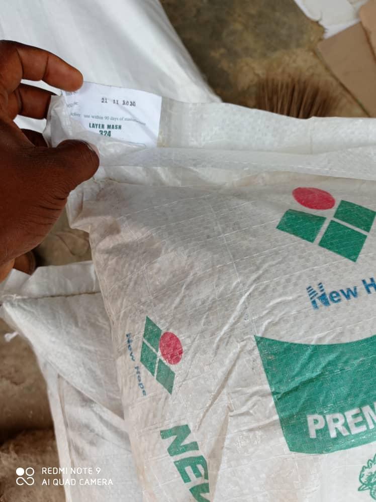 New Hope Layer Ration (Commercial | Mash | Pellet | 25kg Bags)
